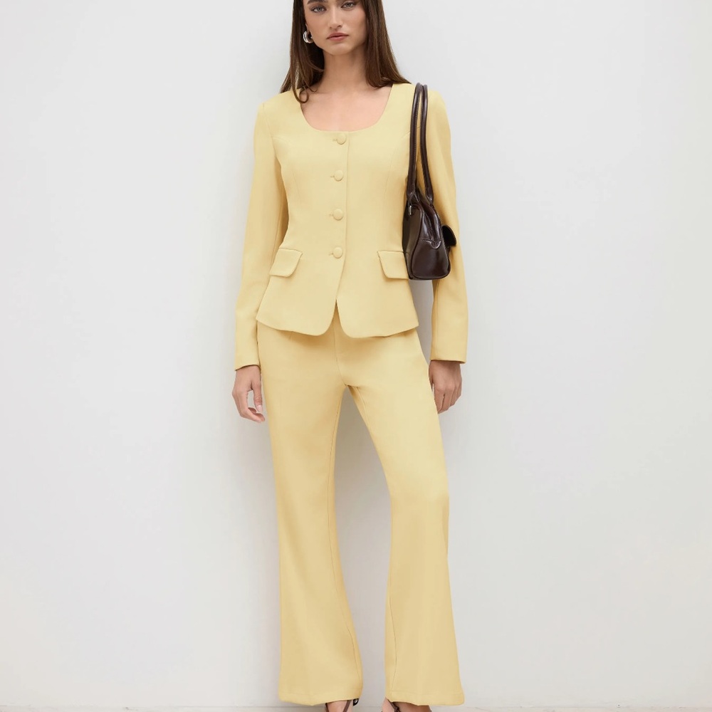 Elegant Yellow Women's Suit Set